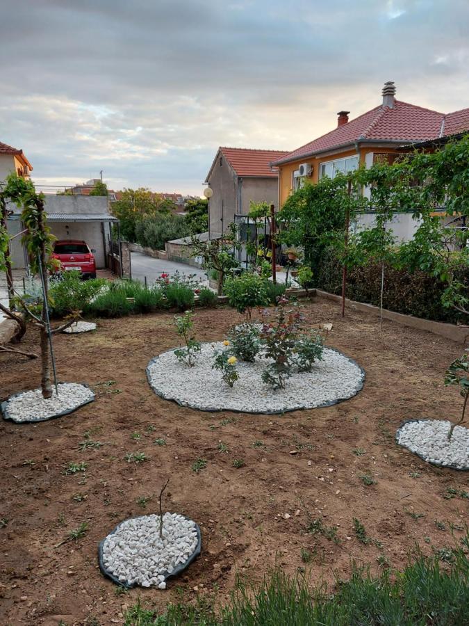Apartments Jelicic Biograd Na Moru Zewnętrze zdjęcie