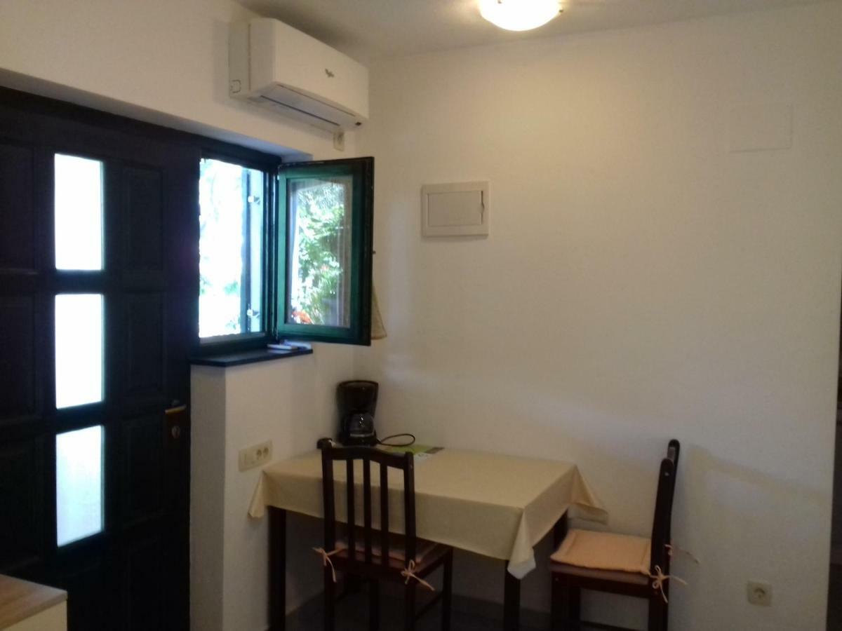 Apartments Jelicic Biograd Na Moru Zewnętrze zdjęcie