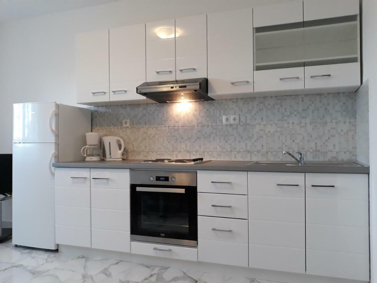 Apartments Jelicic Biograd Na Moru Zewnętrze zdjęcie